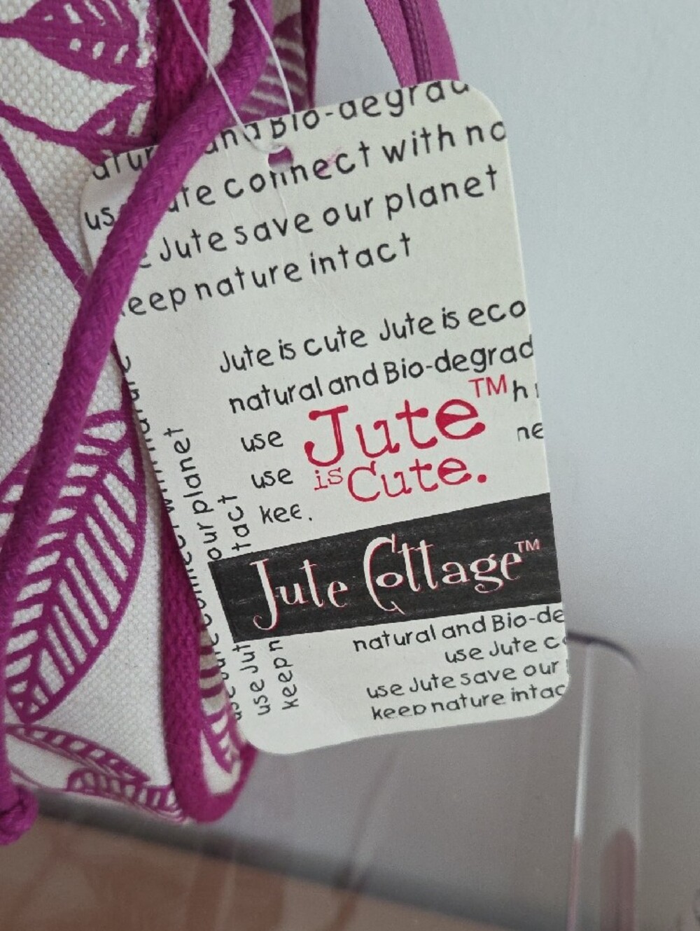 Jute Cottage NWT Cream Canvas Tote with Fuchsia Leaf Print, Zip Closure - Picture 2 of 11